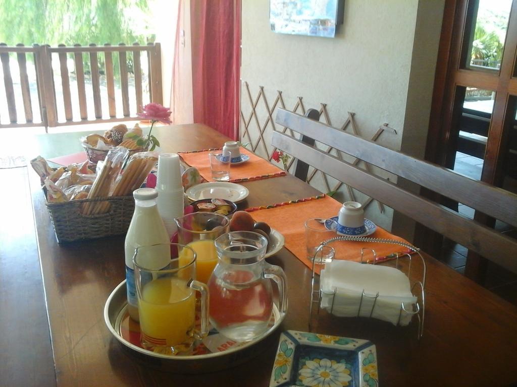 Nonnasara Bed And Breakfast Valderice Exterior foto